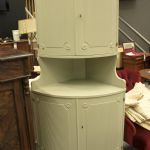 827 1347 CORNER CUPBOARD